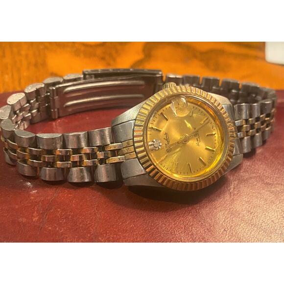 VTG Women's Dufonte Lucien Piccard Presidential Style Watch - Picture 1 of 4